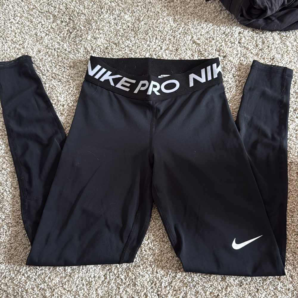 Nike leggings